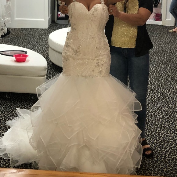 Matthew Christopher Wedding Gown NEW NEVER USED - Picture 6 of 8